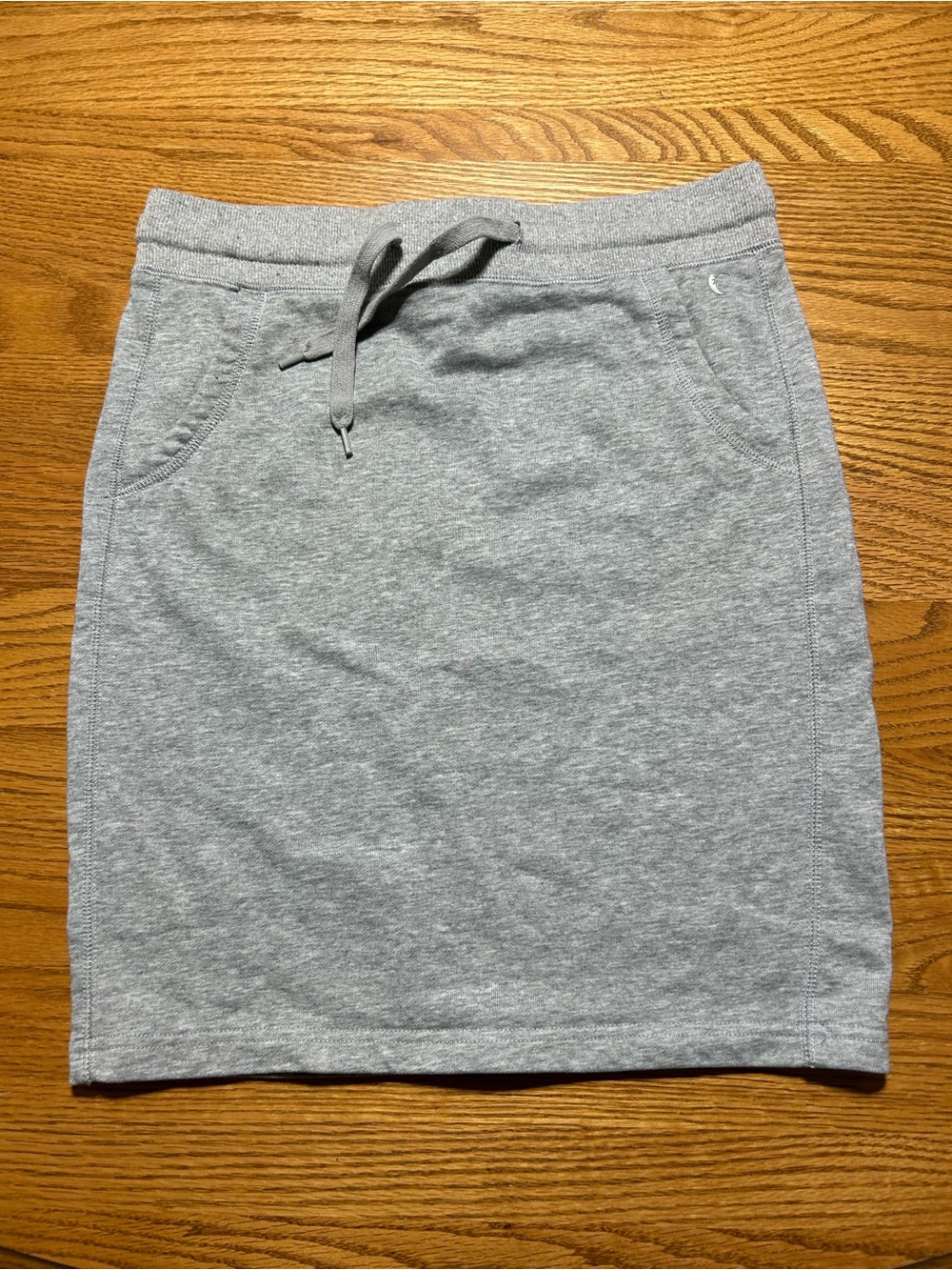Women’s Zyia Active Light Gray Pencil Sweat Skirt with Drawstring Size Small